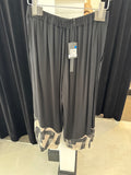 OZAI N KU Black Beige Wide Leg Trouser